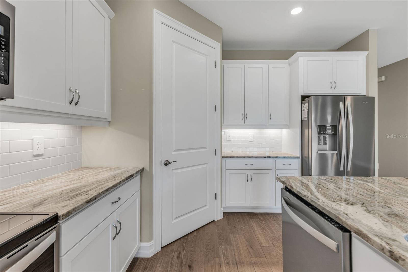 1281 COBBLE GLEN DR