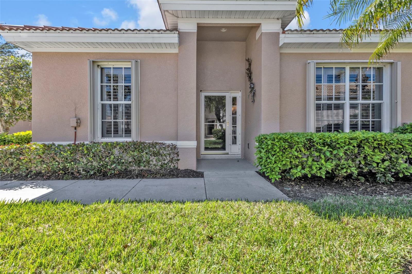 2676 WAX MYRTLE CT