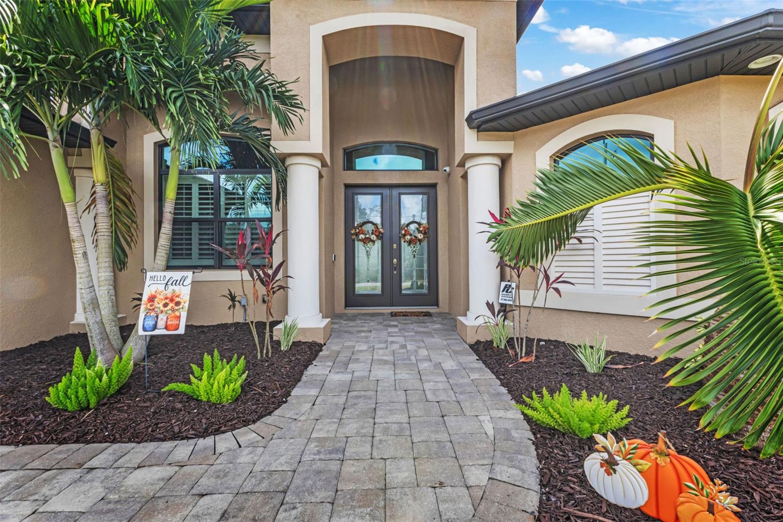 13449 PALAU CIR
