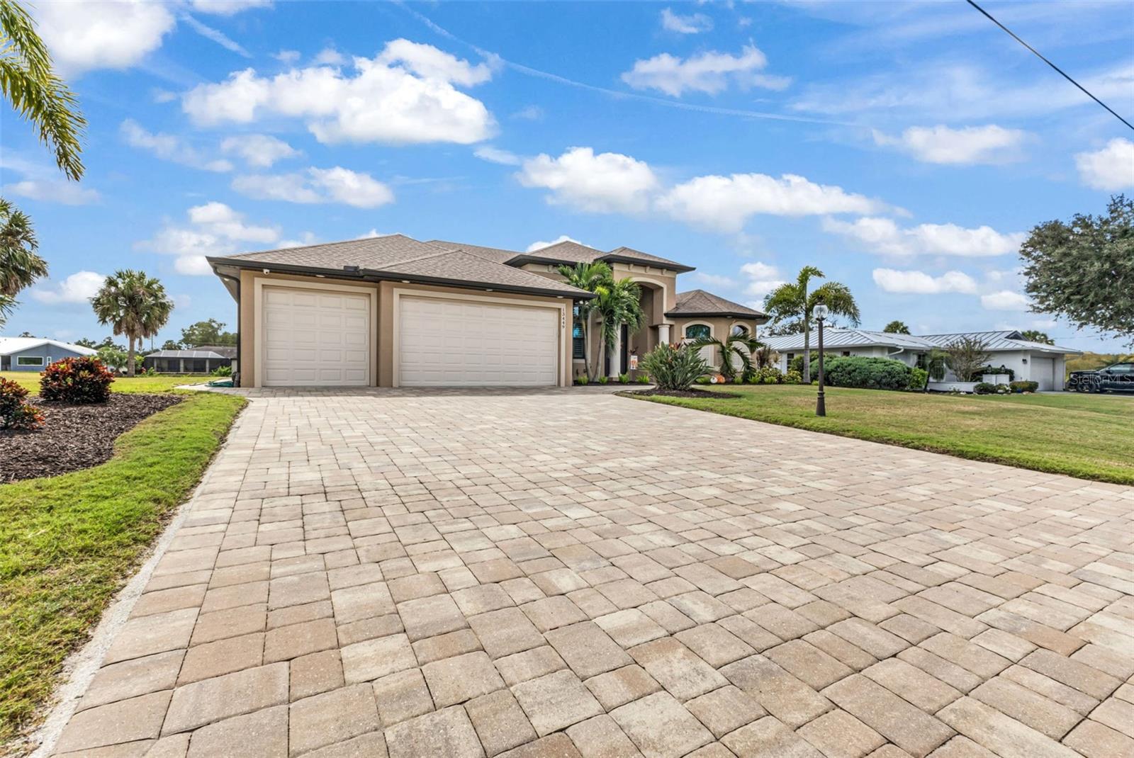 13449 PALAU CIR
