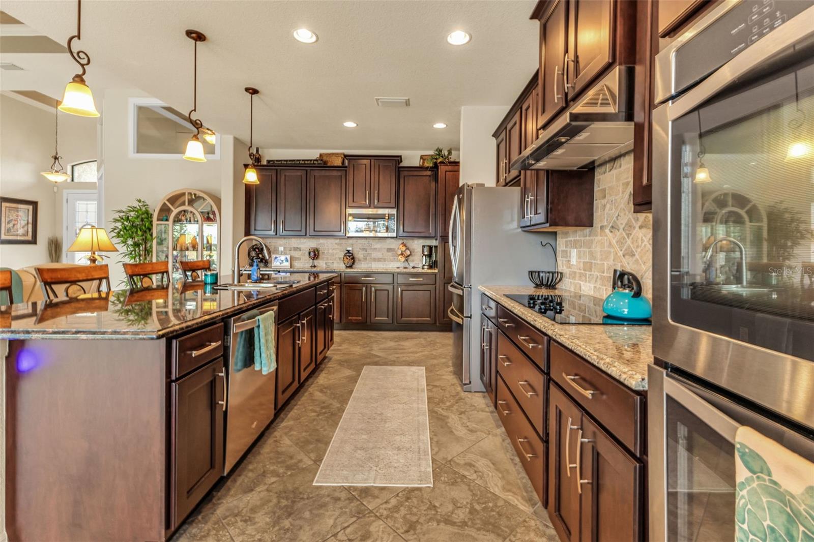 13449 PALAU CIR