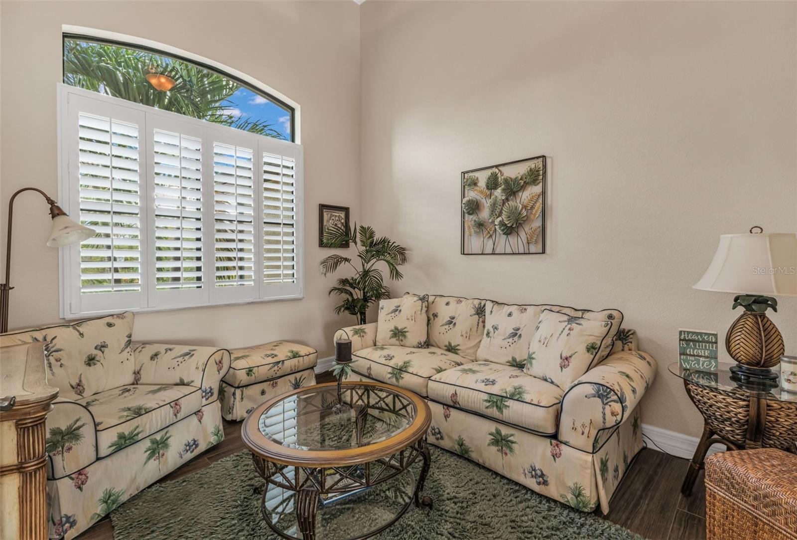 13449 PALAU CIR