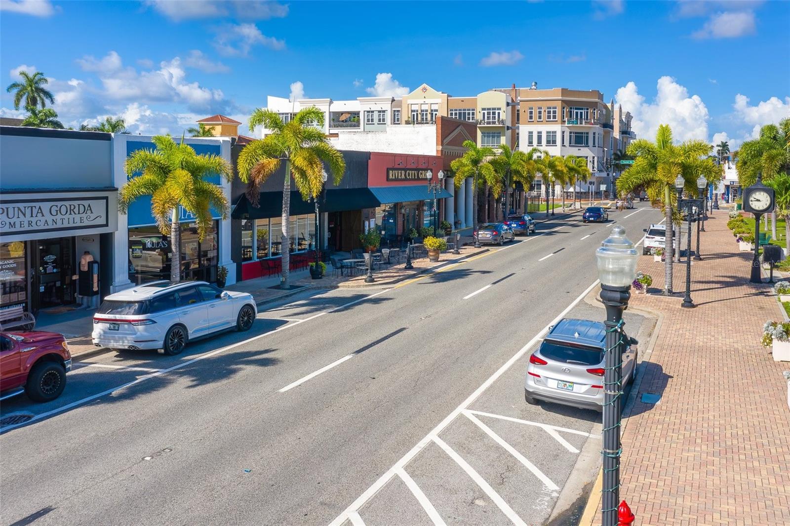 1 COLONY POINT DR #A20