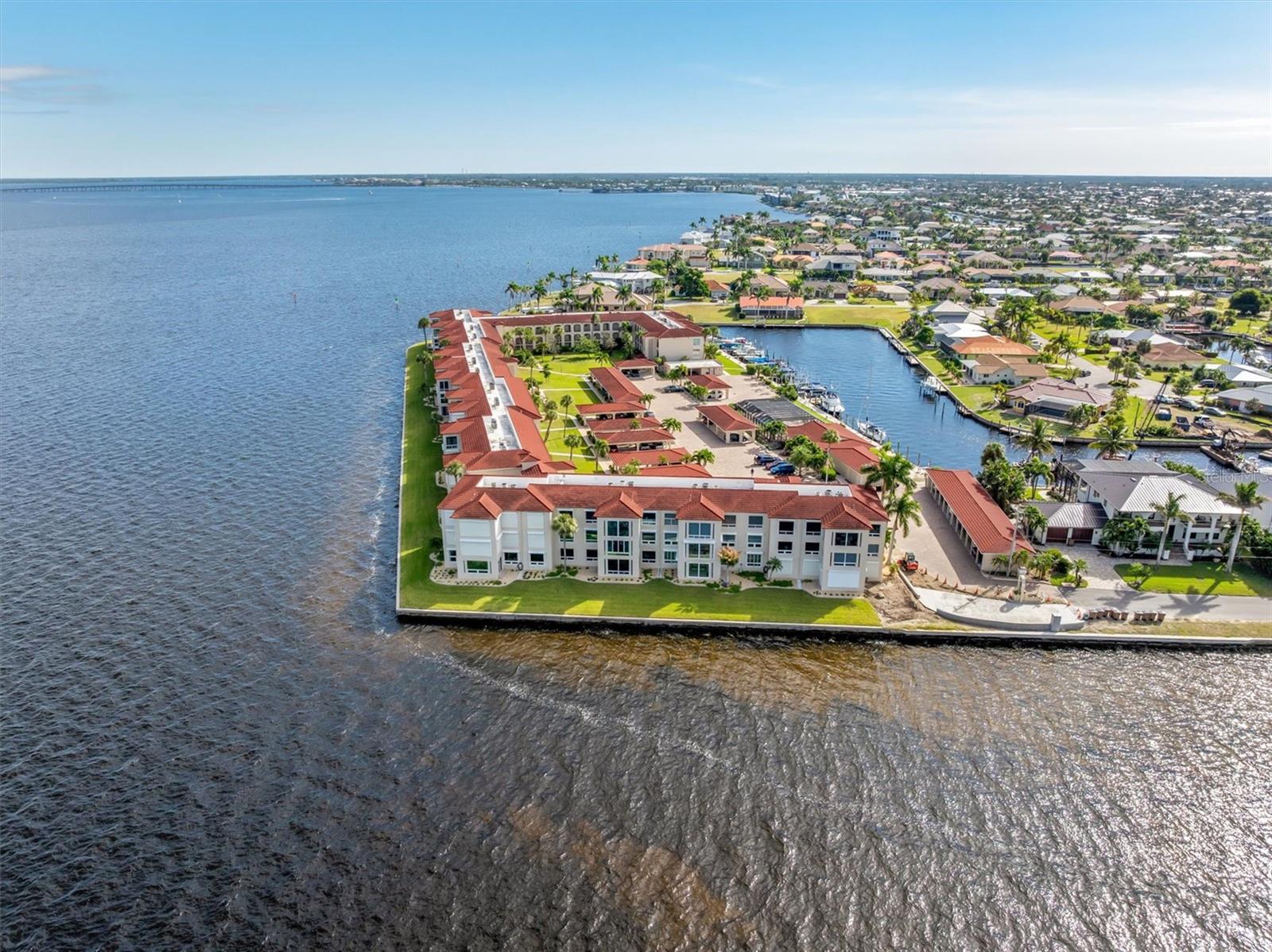 1 COLONY POINT DR #A20