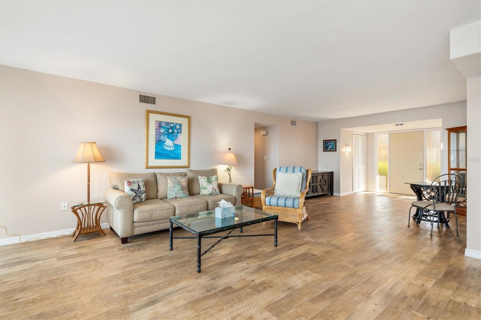 1 COLONY POINT DR #A20