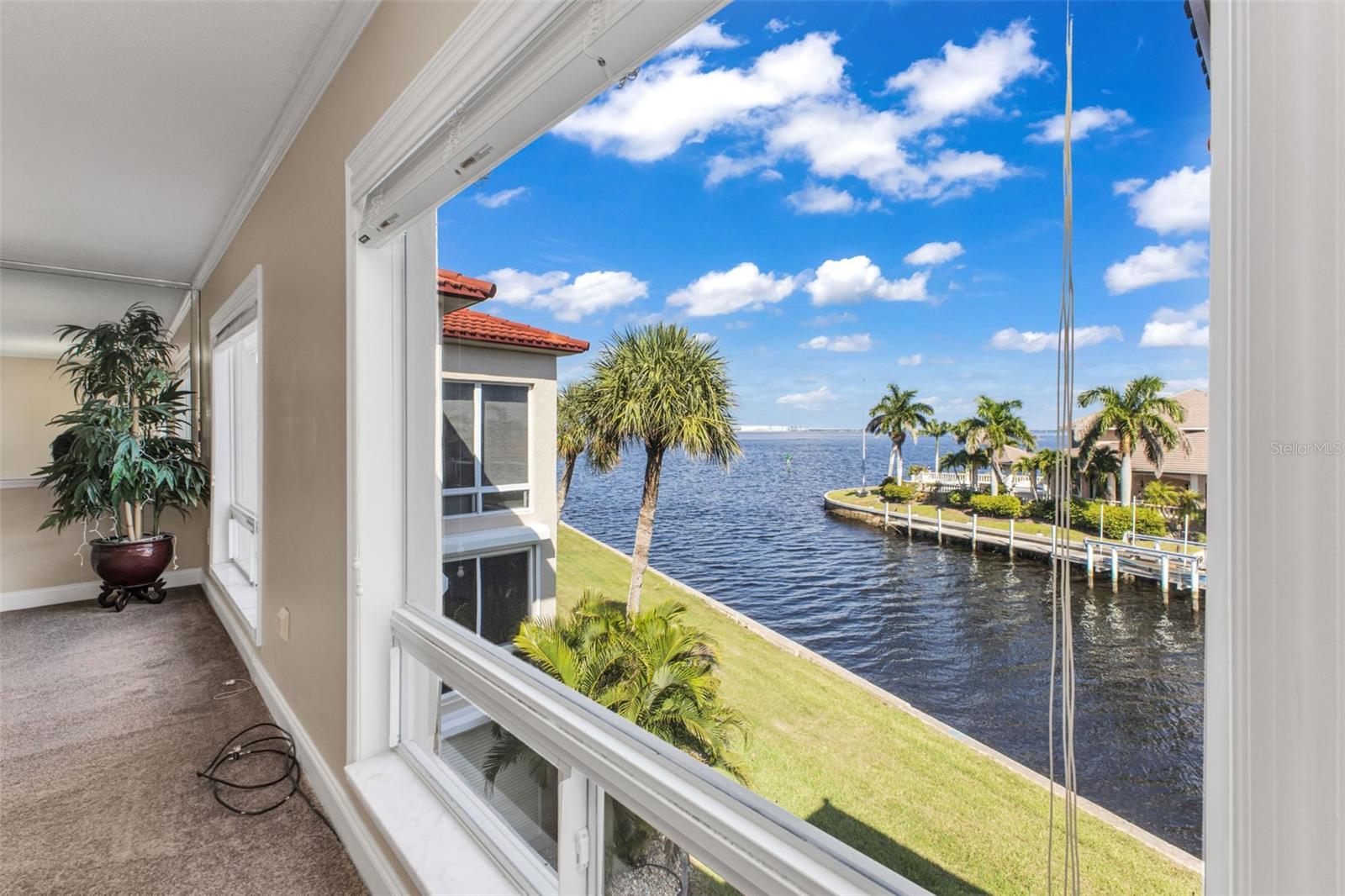 1 COLONY POINT DR #3C