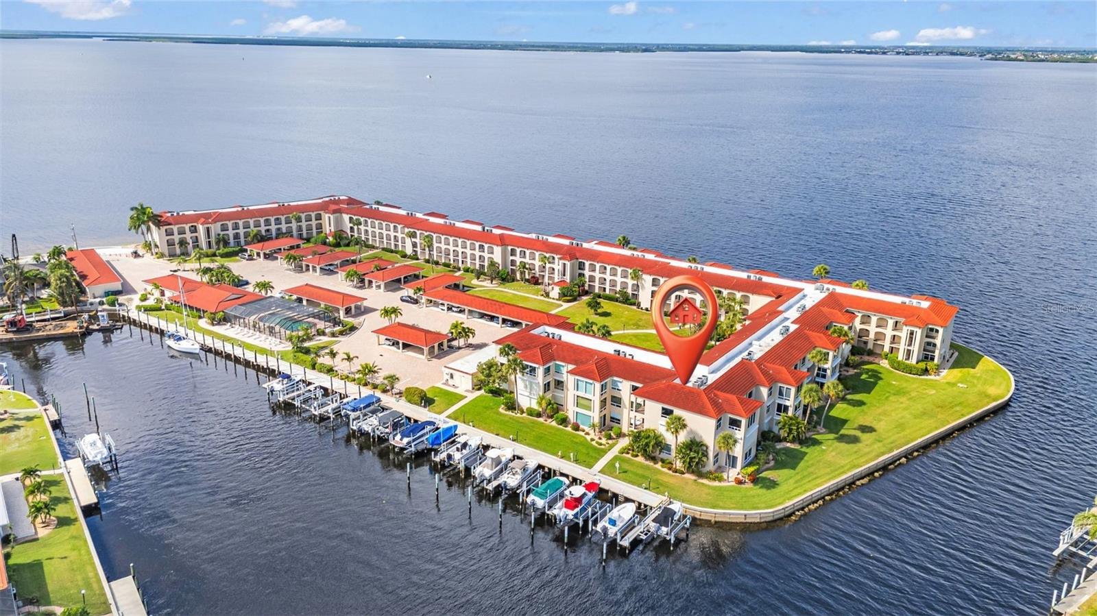 1 COLONY POINT DR #3C