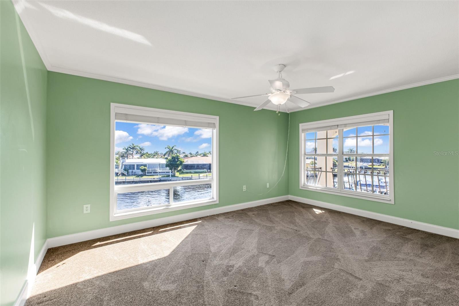 1 COLONY POINT DR #3C