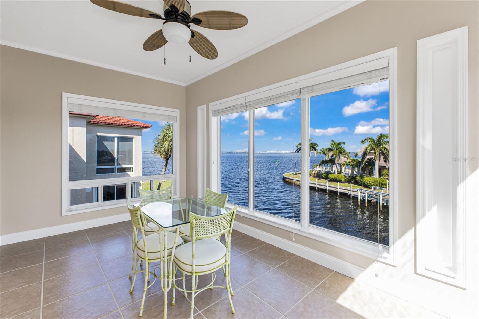 1 COLONY POINT DR #3C