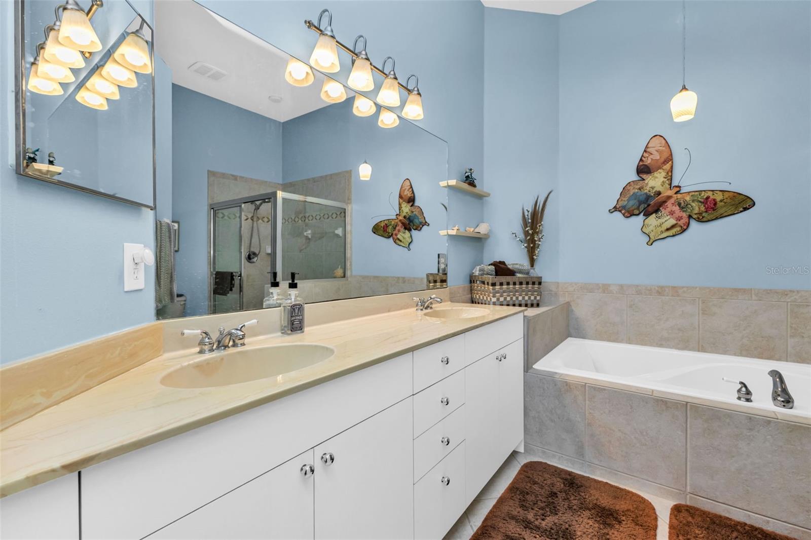 3353 GRAND VISTA CT #203