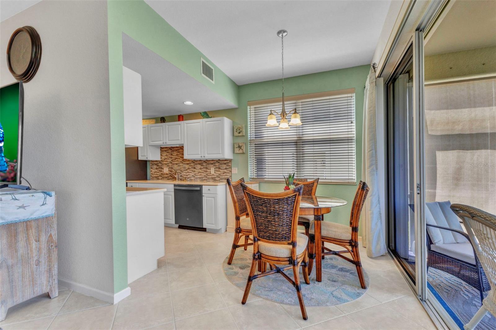 3393 GRAND VISTA CT #101