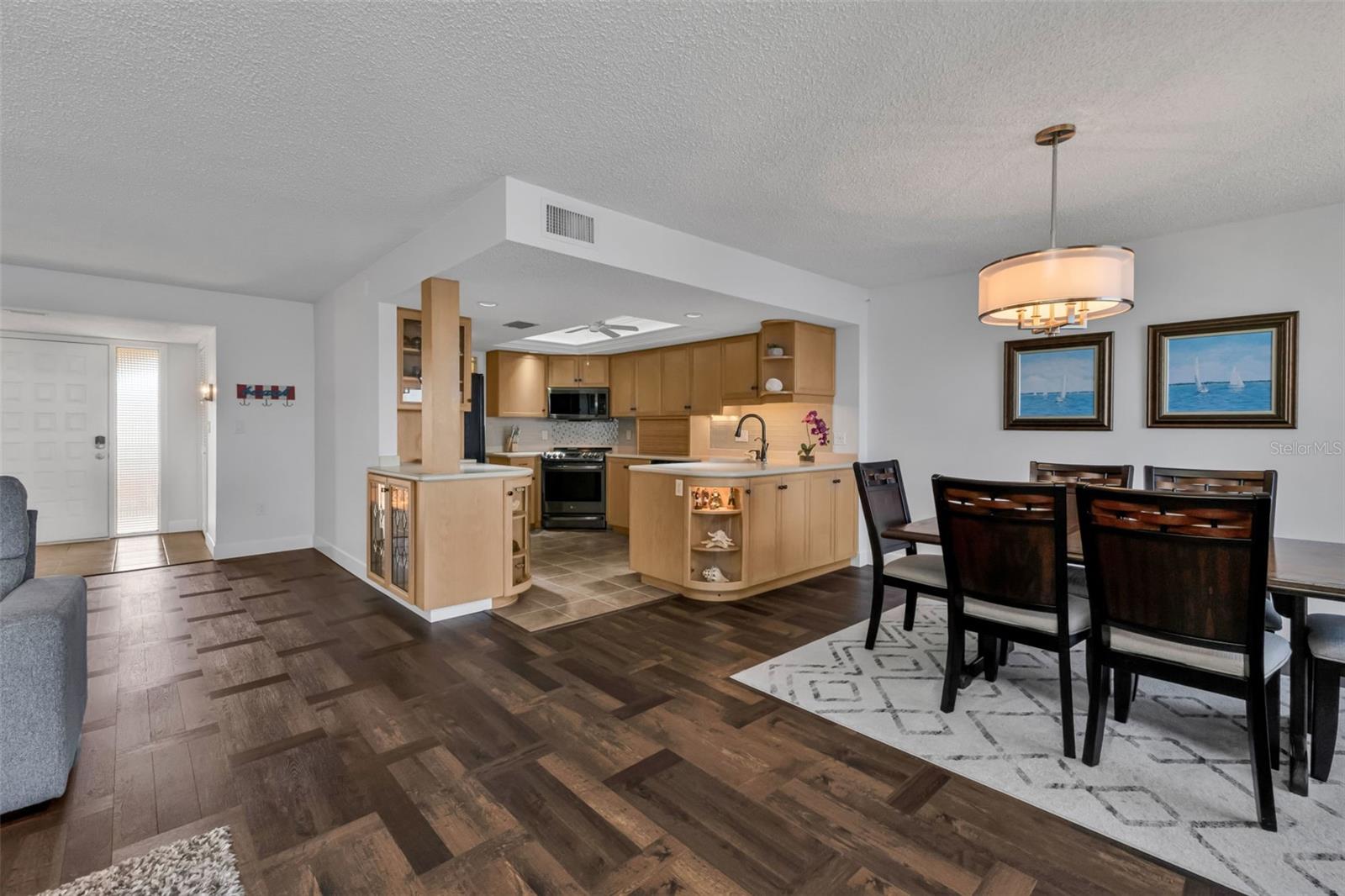 1 COLONY POINT DR #13C