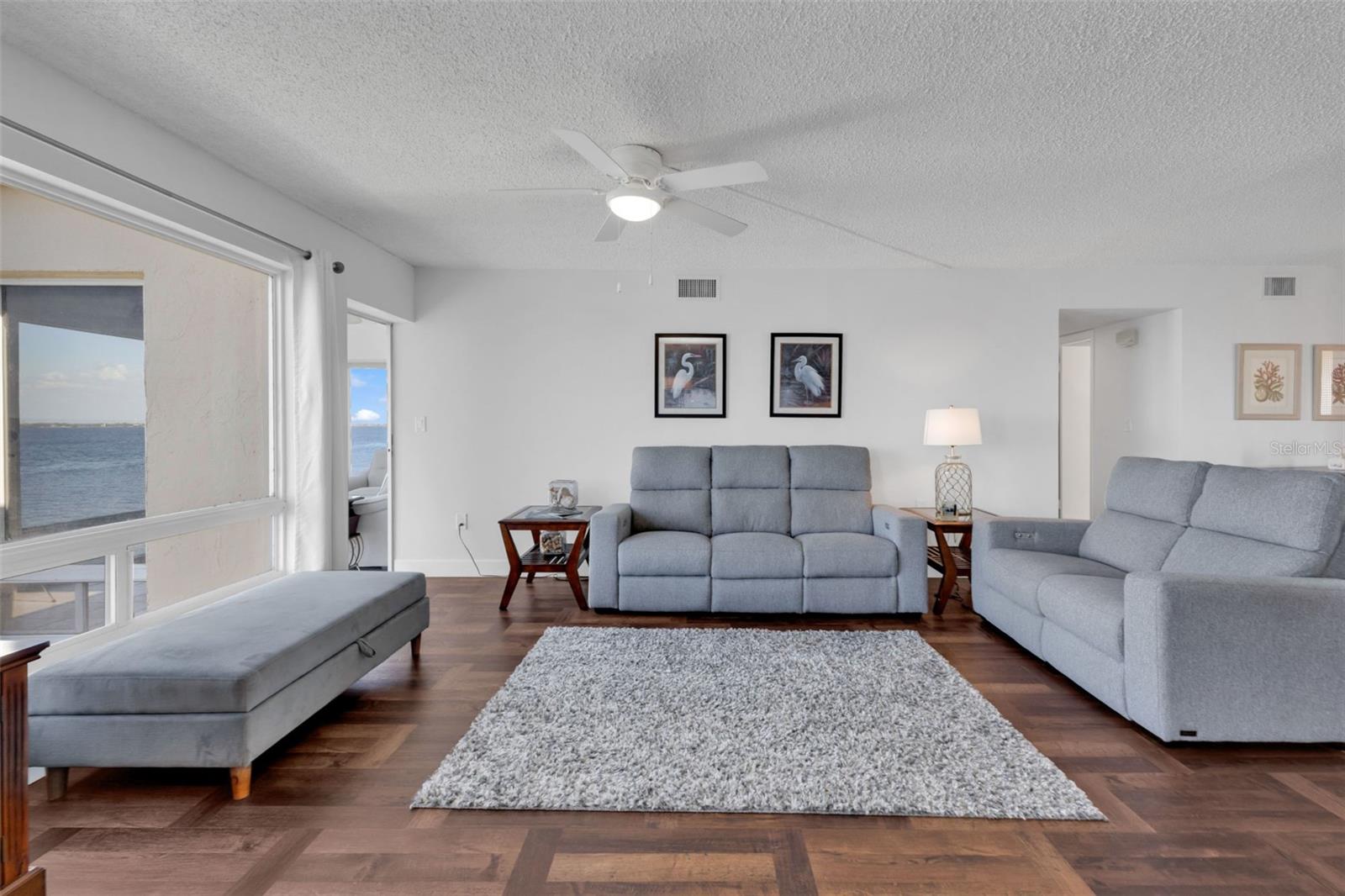 1 COLONY POINT DR #13C