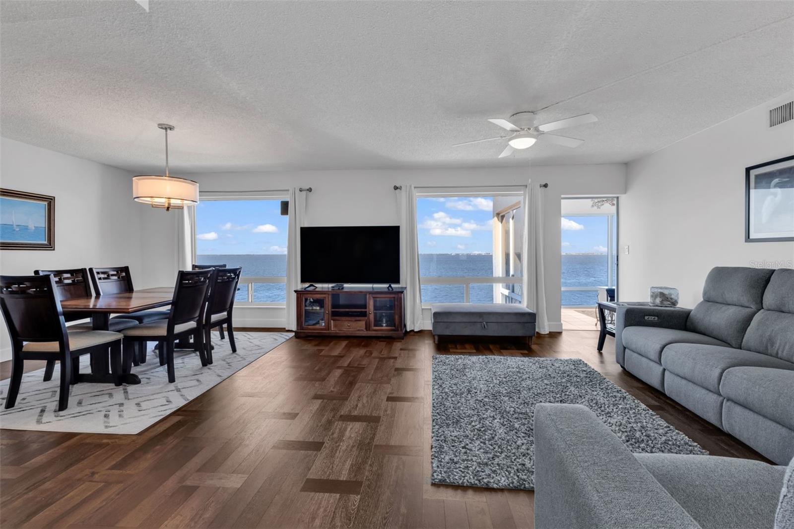 1 COLONY POINT DR #13C