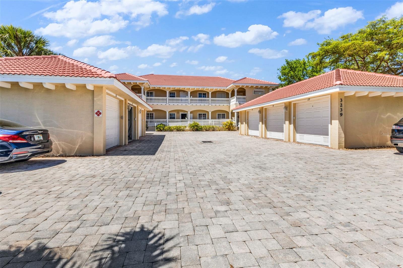 3239 PURPLE MARTIN DR #122