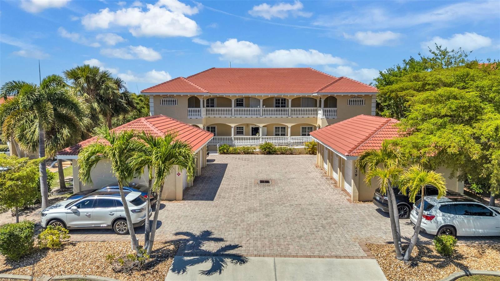 3239 PURPLE MARTIN DR #122