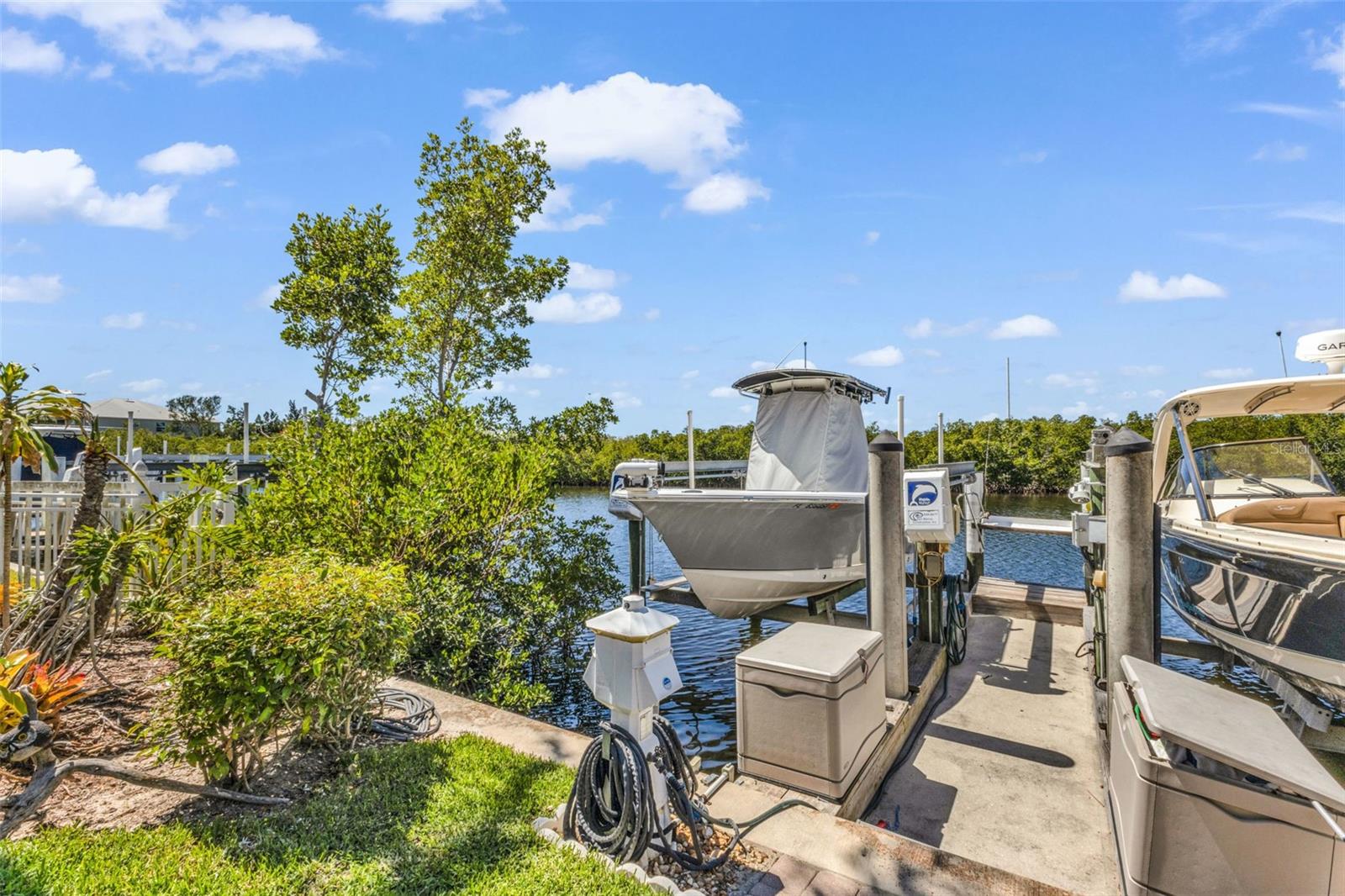 3239 PURPLE MARTIN DR #122
