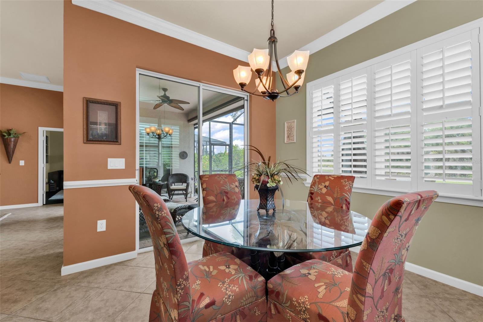 13304 CREEKSIDE LN