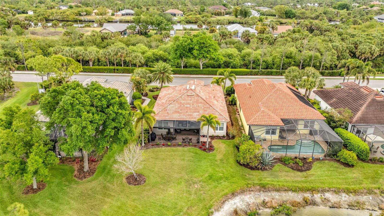 13304 CREEKSIDE LN