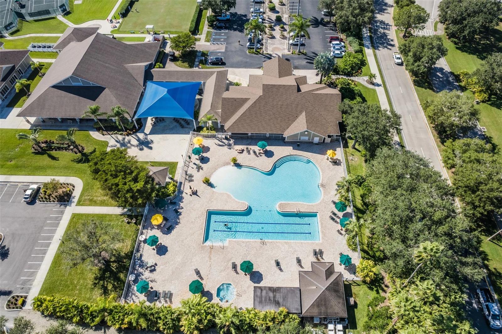 13304 CREEKSIDE LN