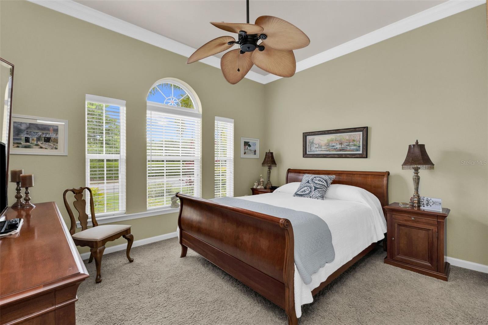 13304 CREEKSIDE LN