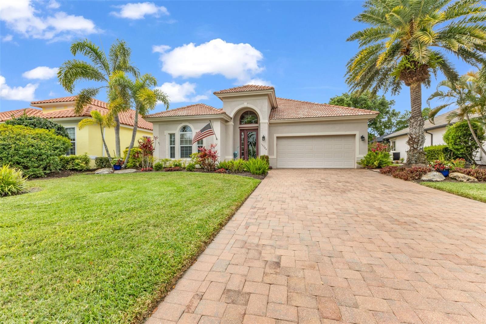13304 CREEKSIDE LN