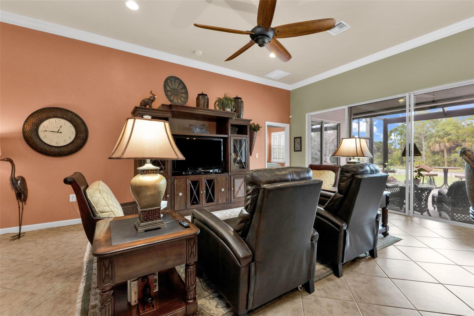 13304 CREEKSIDE LN