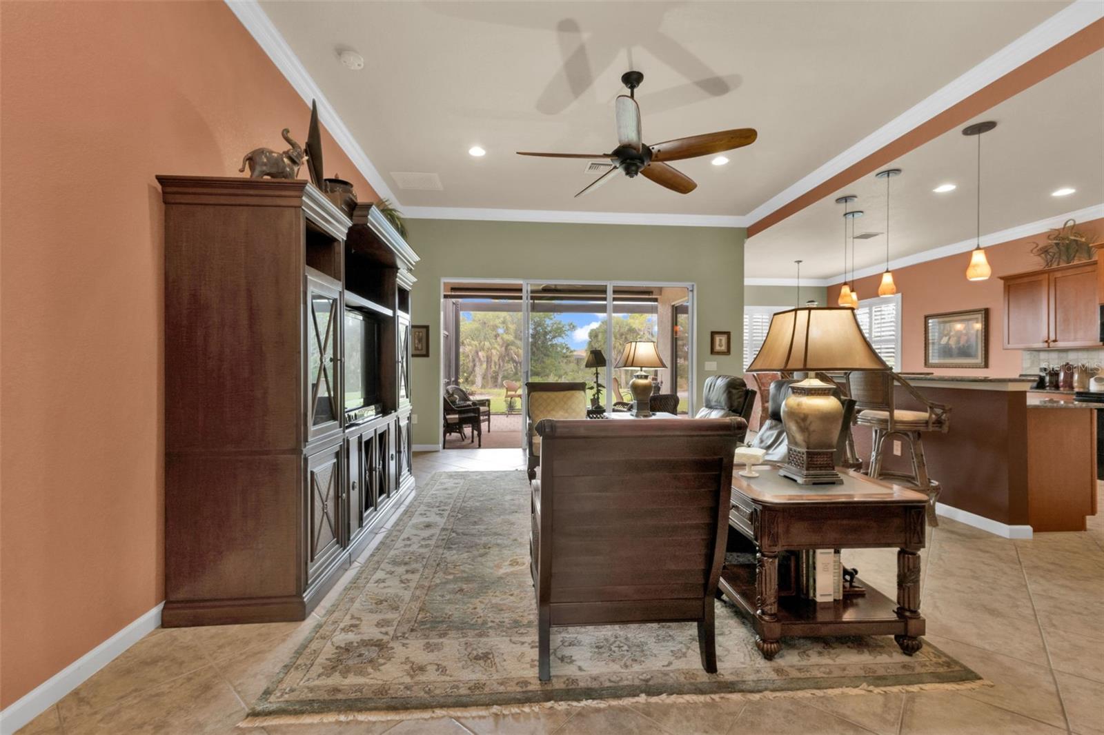 13304 CREEKSIDE LN