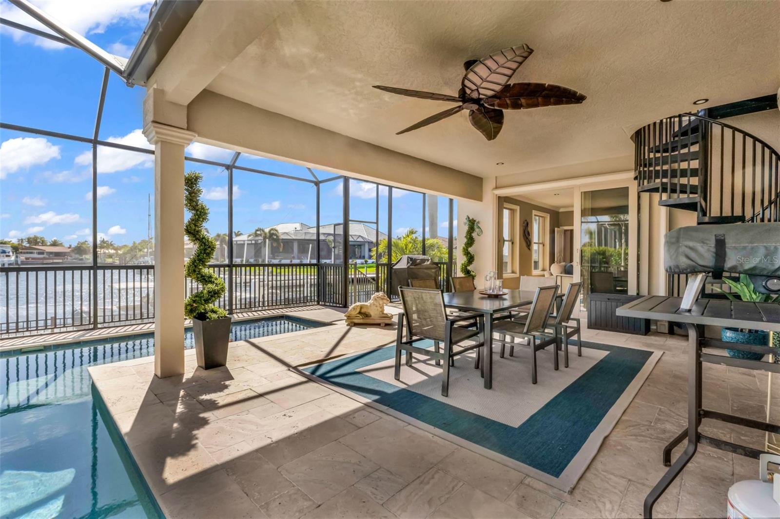 44 COLONY POINT DR