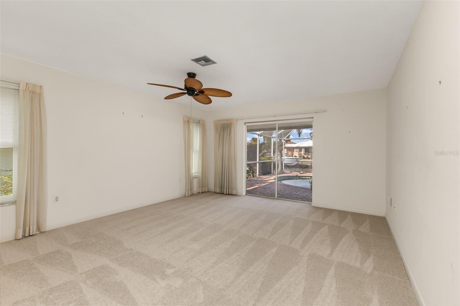 113 HIBISCUS DR