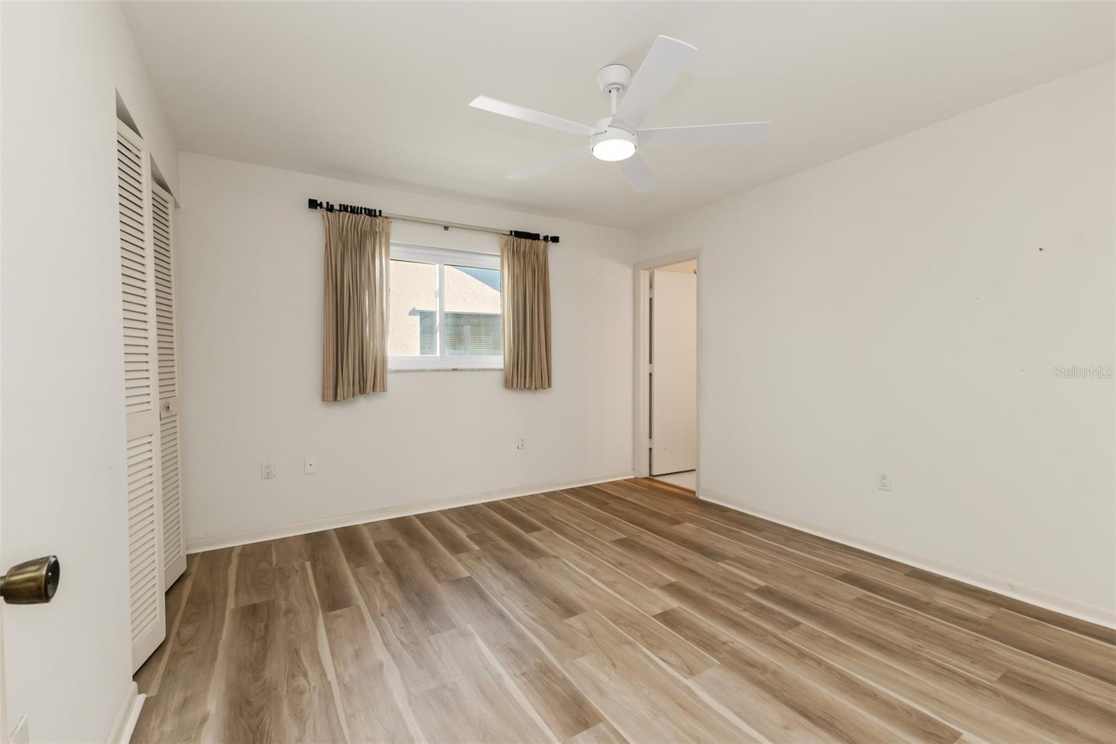 113 HIBISCUS DR