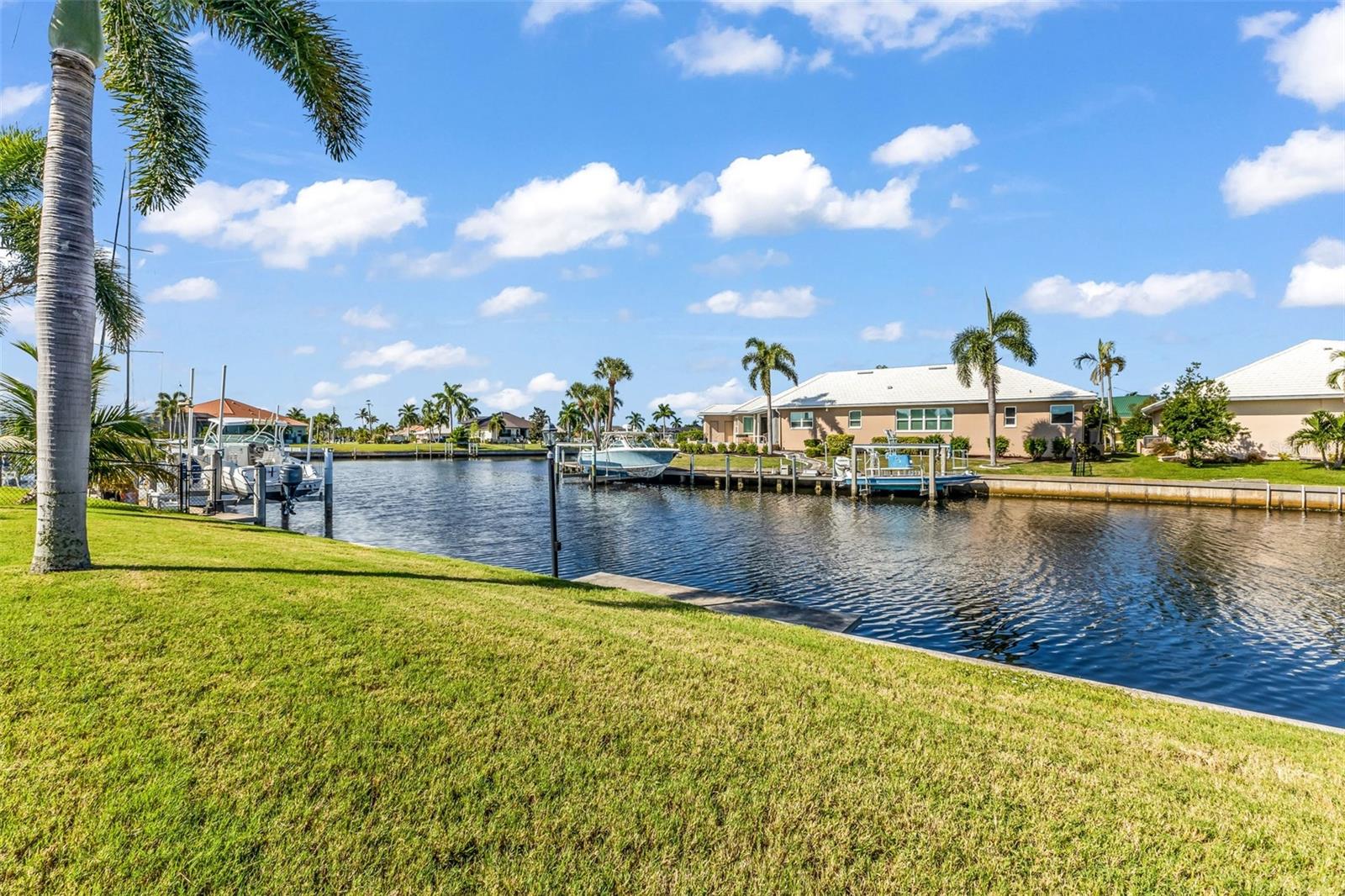 113 HIBISCUS DR
