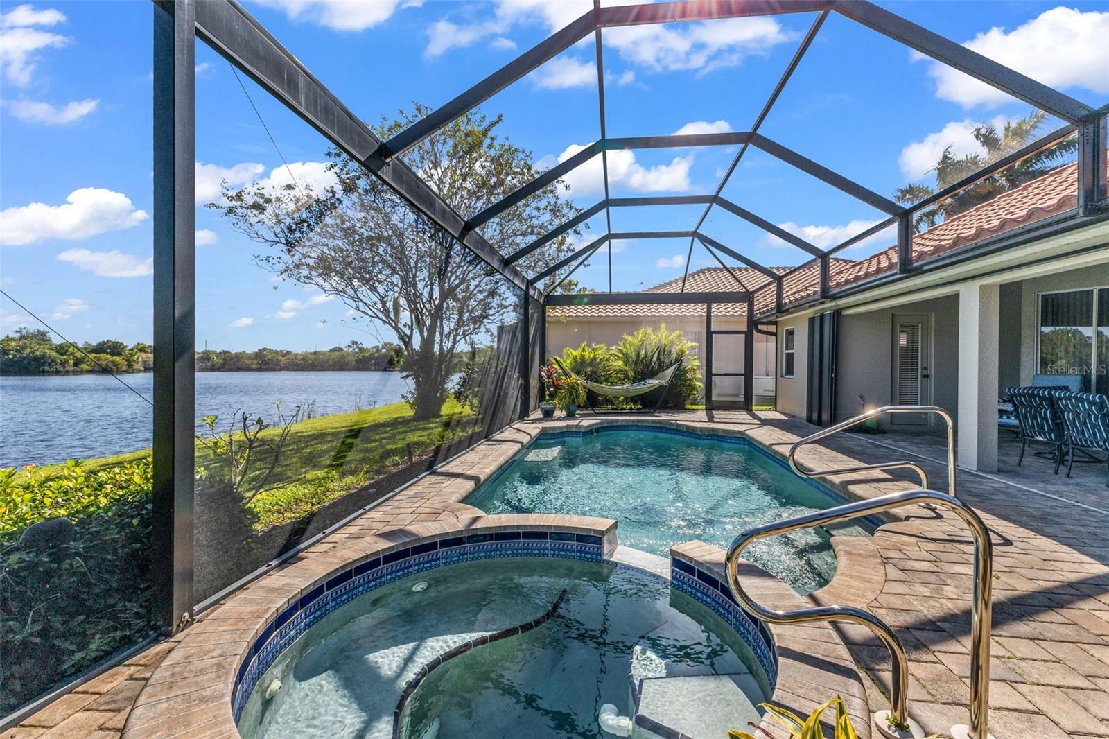 14394 SILVER LAKES CIR