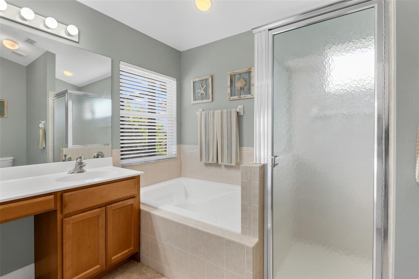 14394 SILVER LAKES CIR