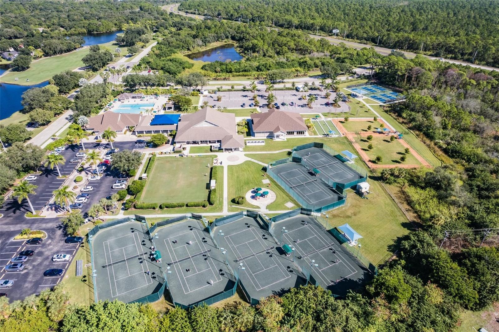 14394 SILVER LAKES CIR