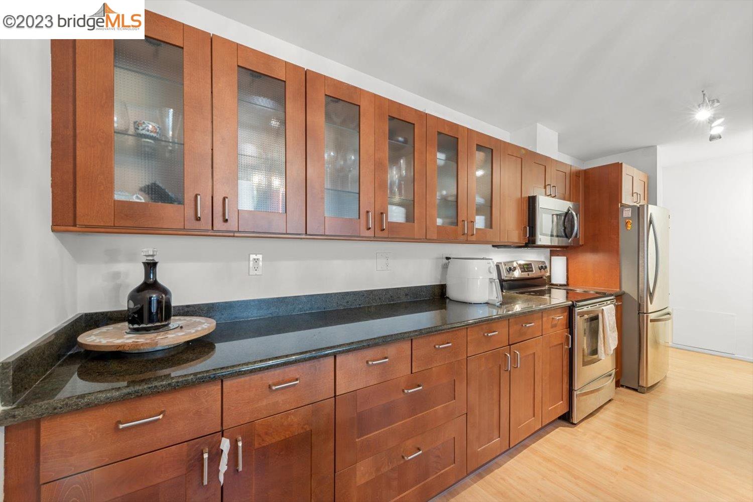 950 Shorepoint Ct # 112