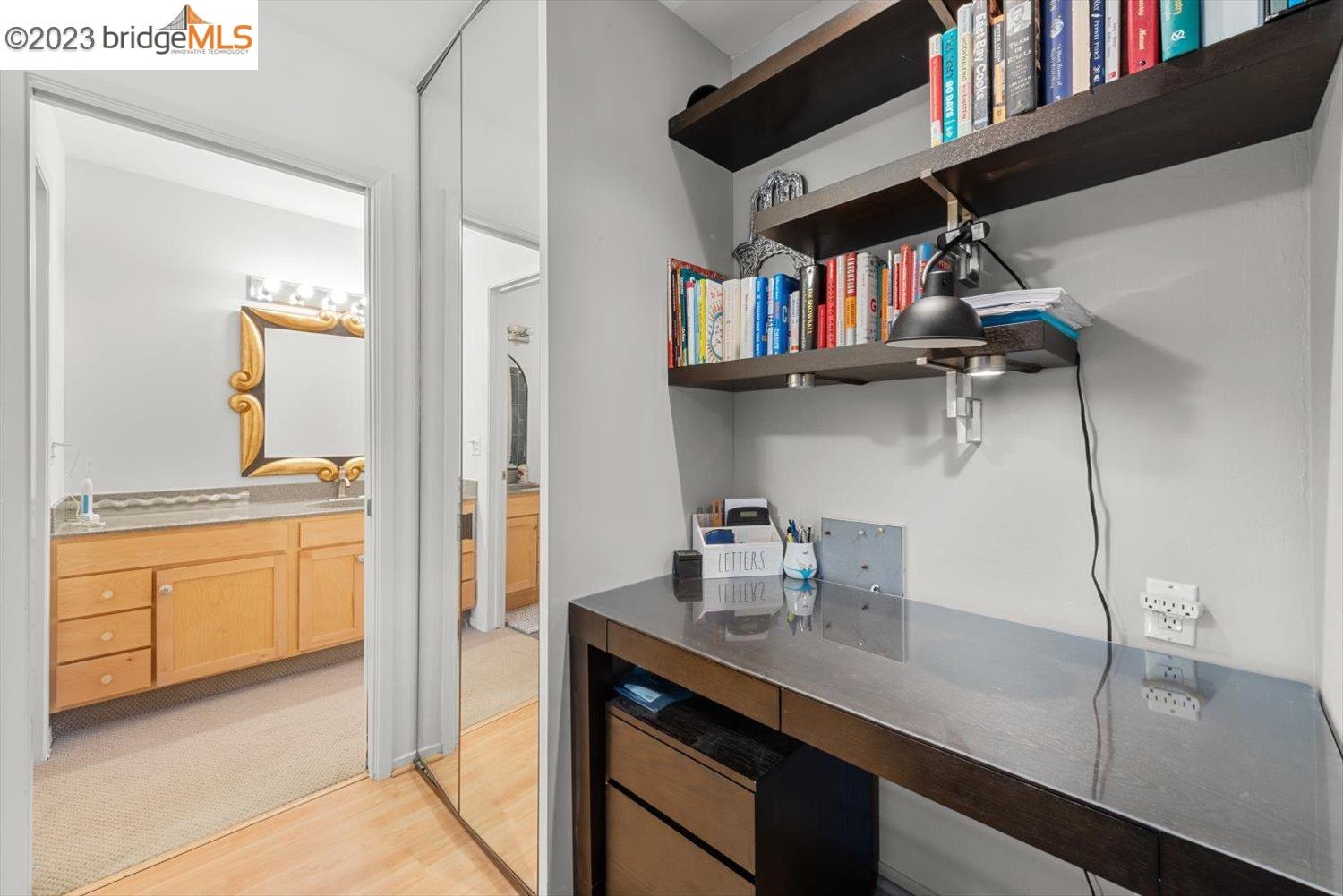 950 Shorepoint Ct # 112