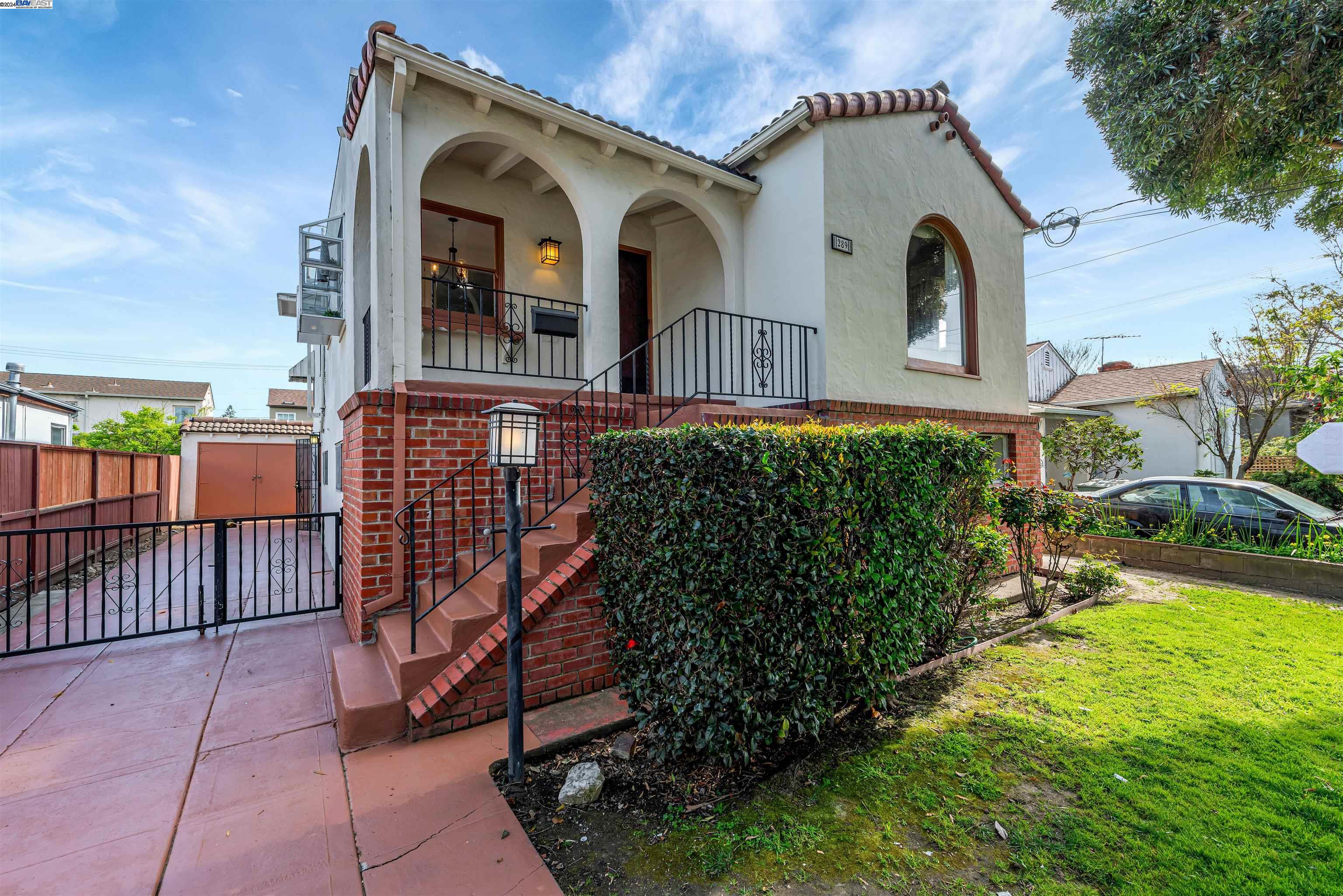 289 Peralta Ave