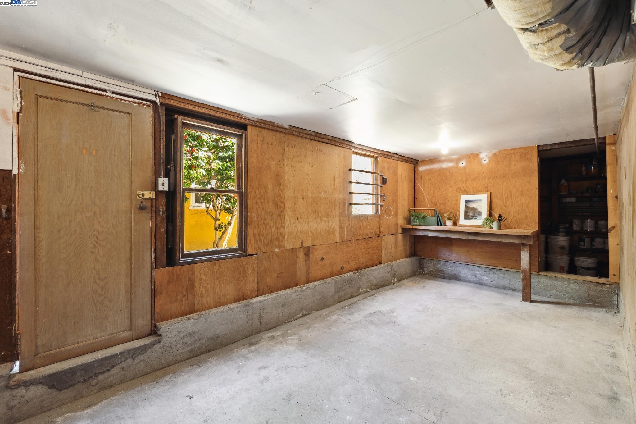 1005 Lincoln Ave