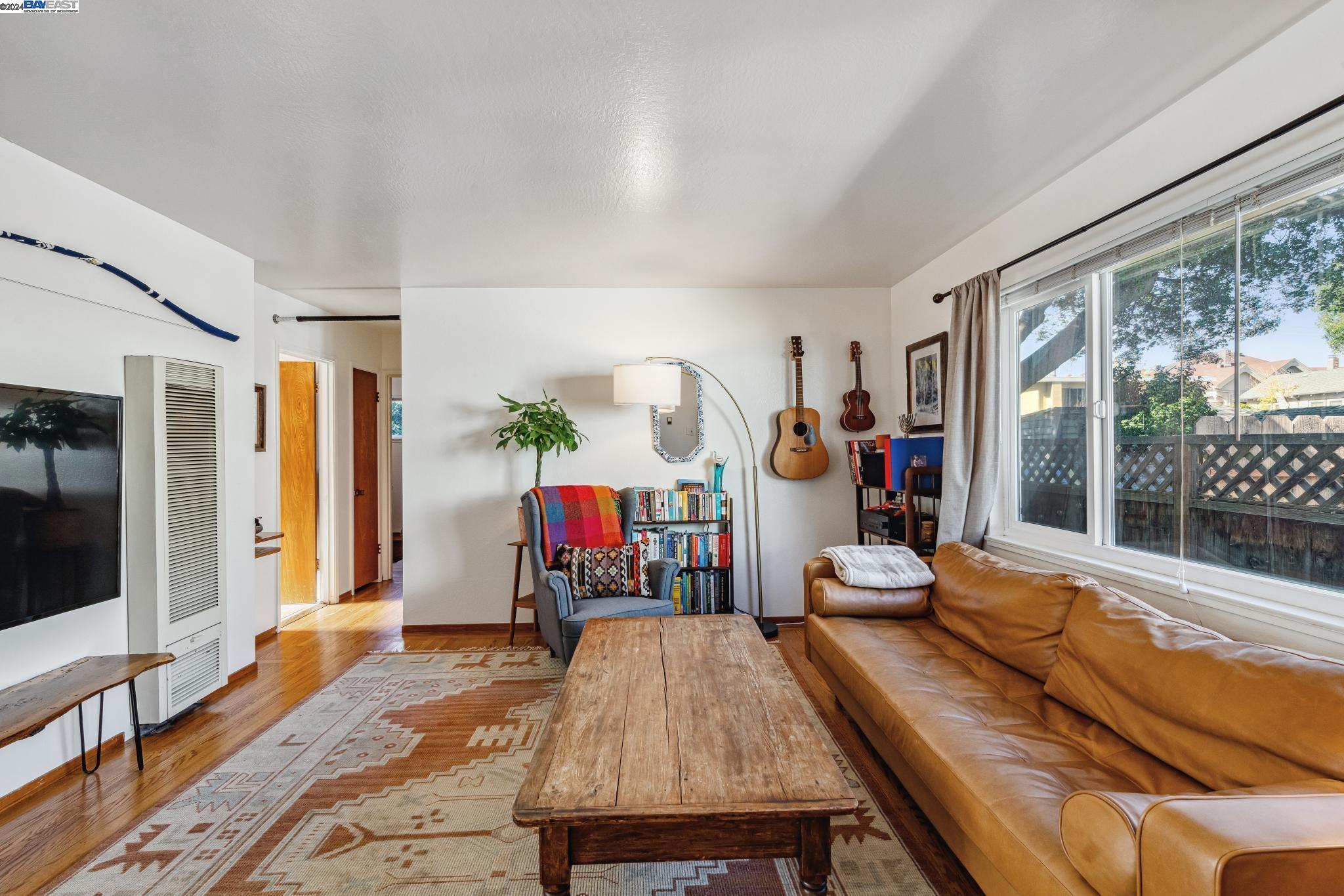 1361 Versailles Ave