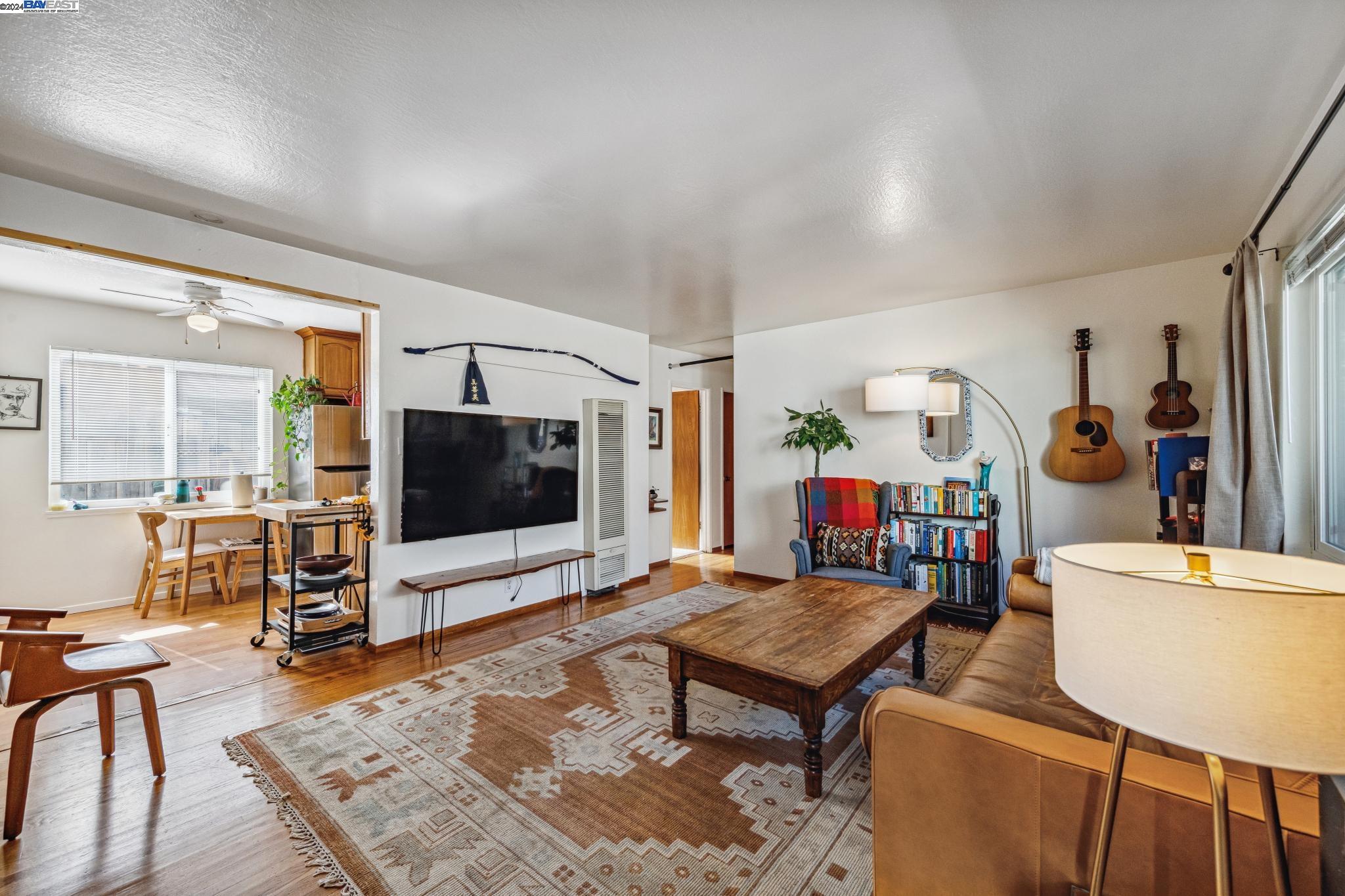 1361 Versailles Ave