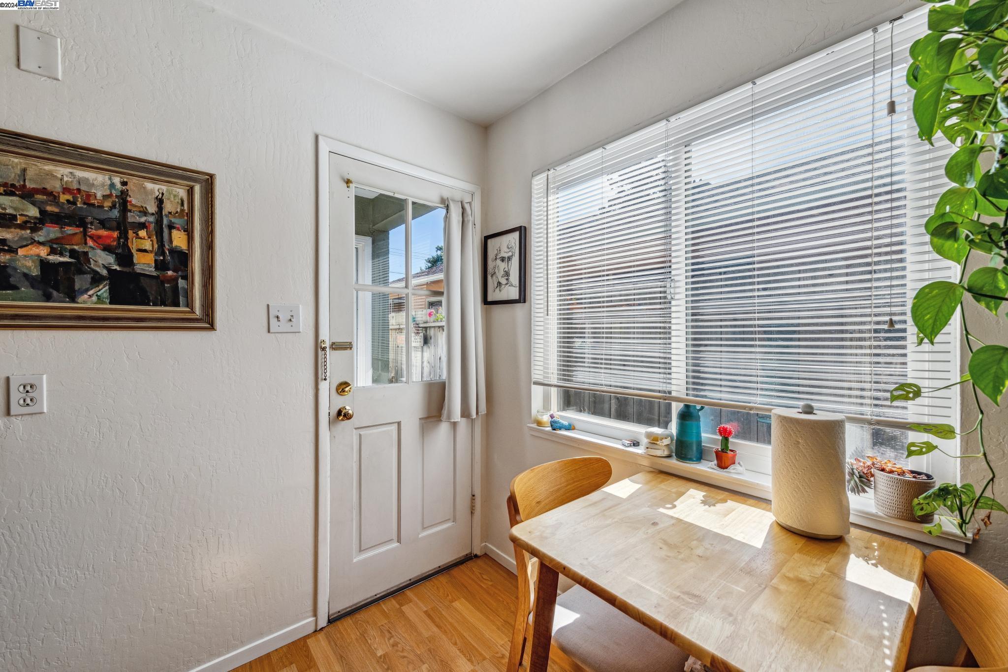 1361 Versailles Ave