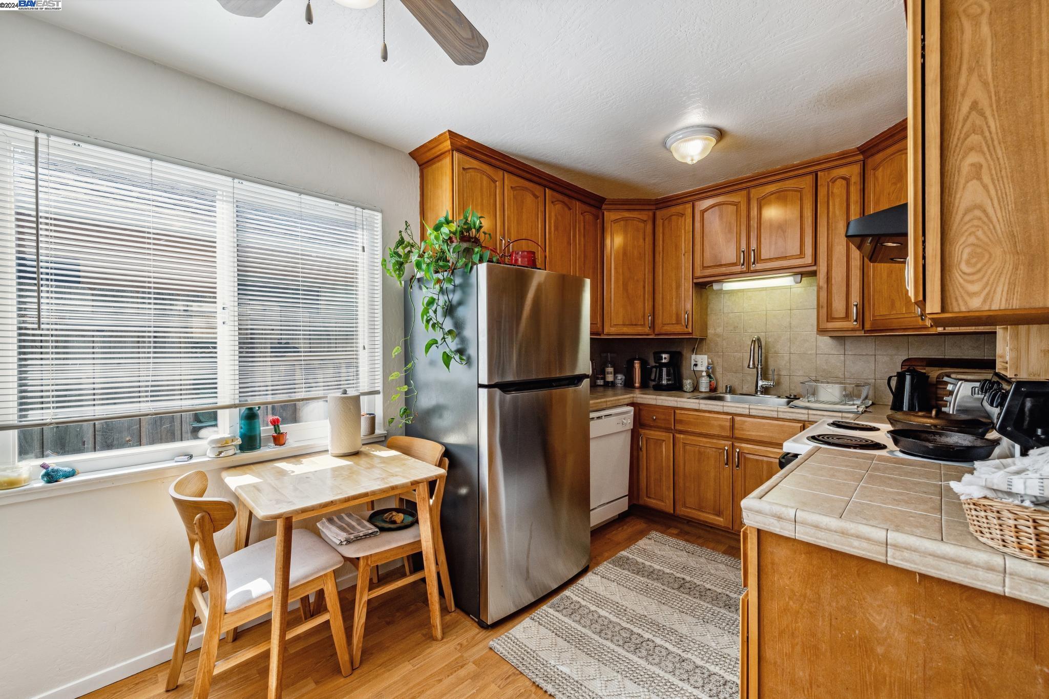 1361 Versailles Ave