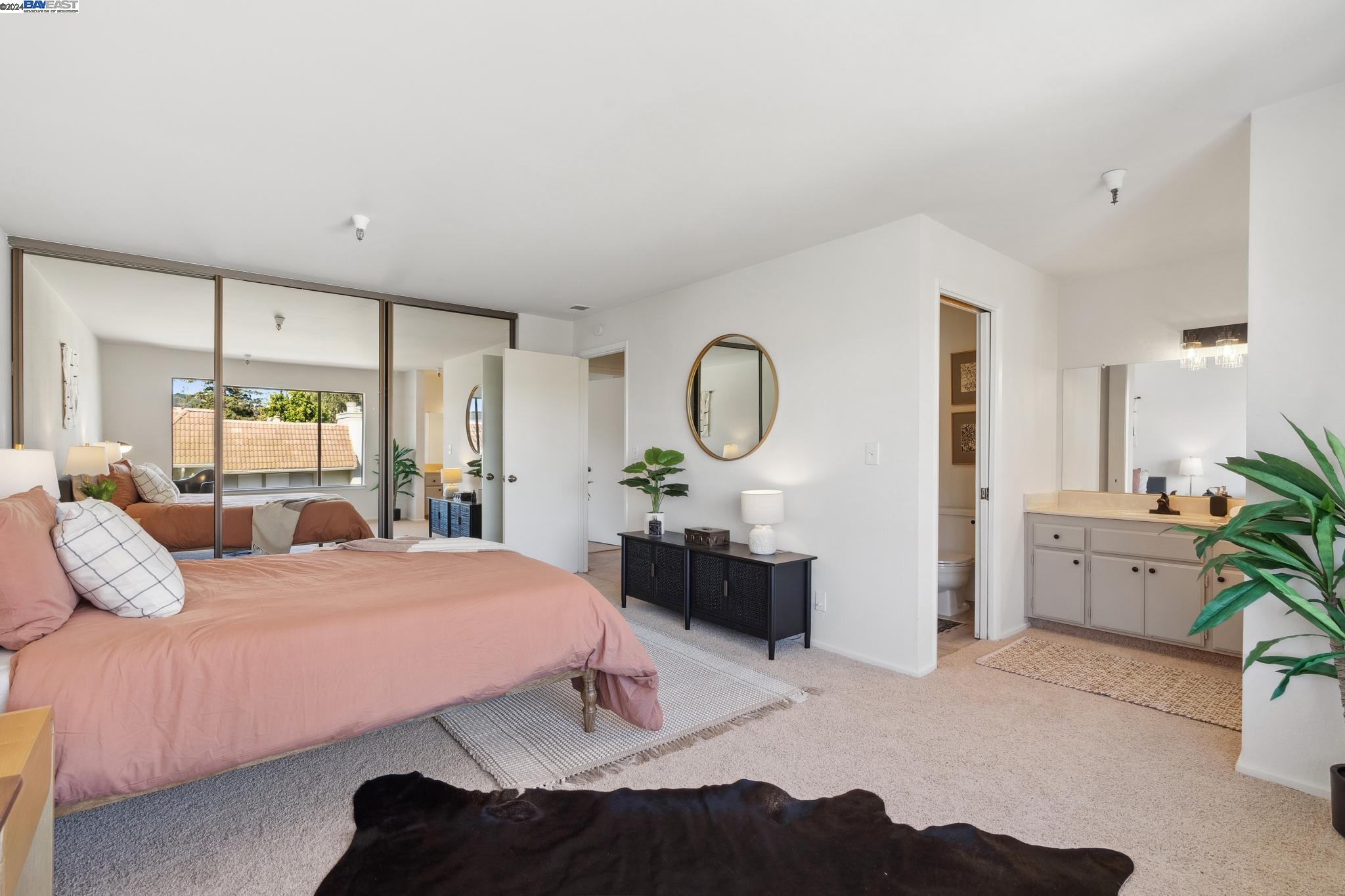 1132 Carpentier St # 404