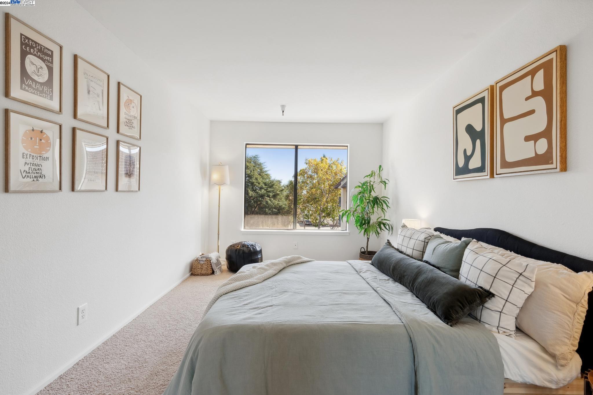 1132 Carpentier St # 404