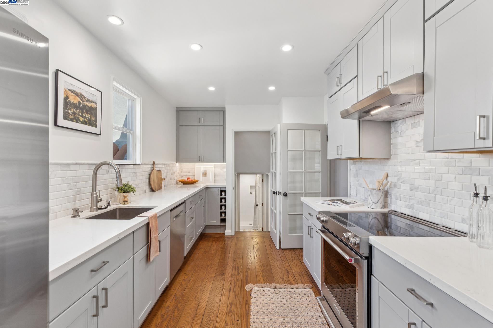 2829 Otis Dr, Alameda