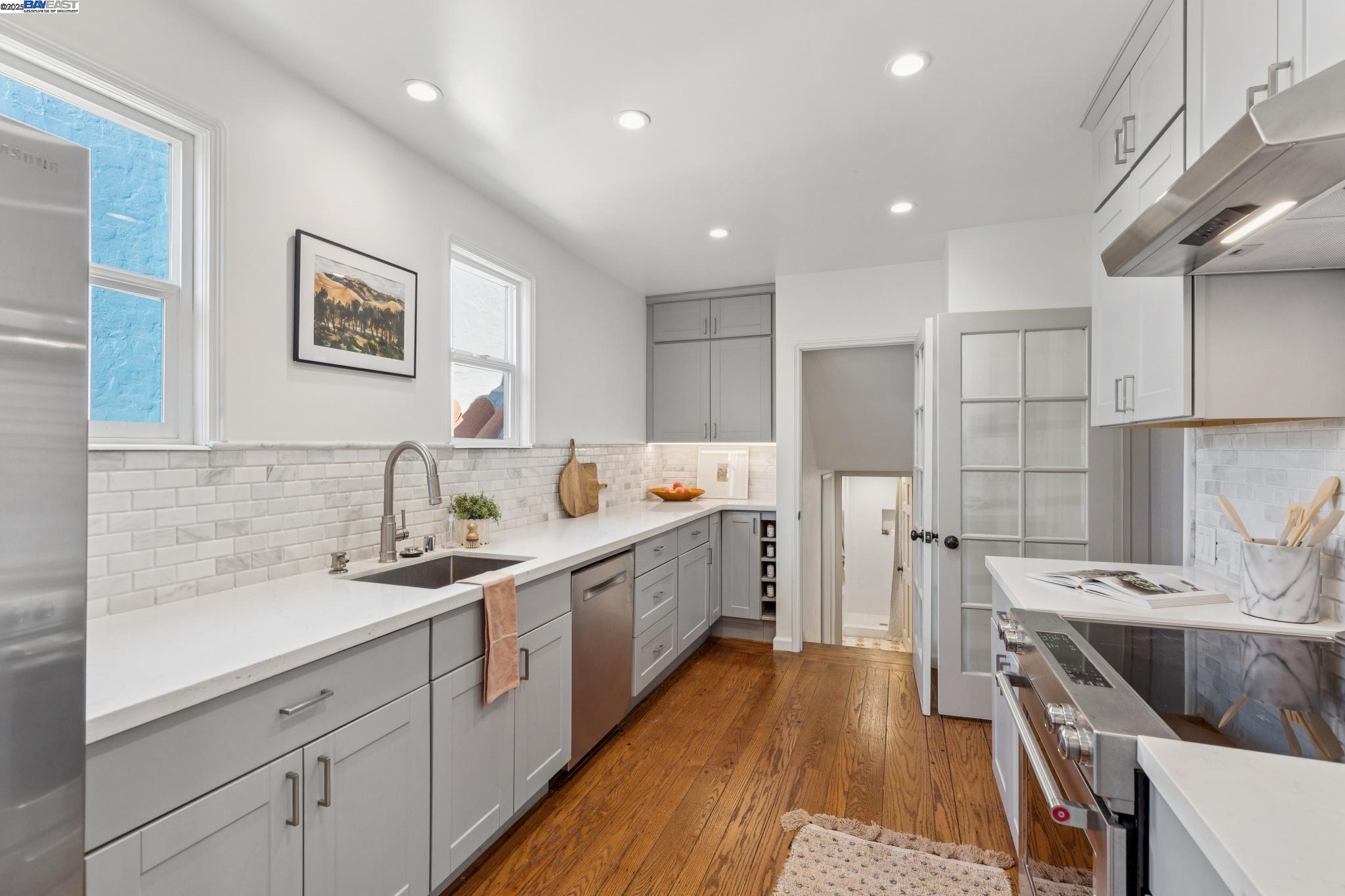 2829 Otis Dr, Alameda