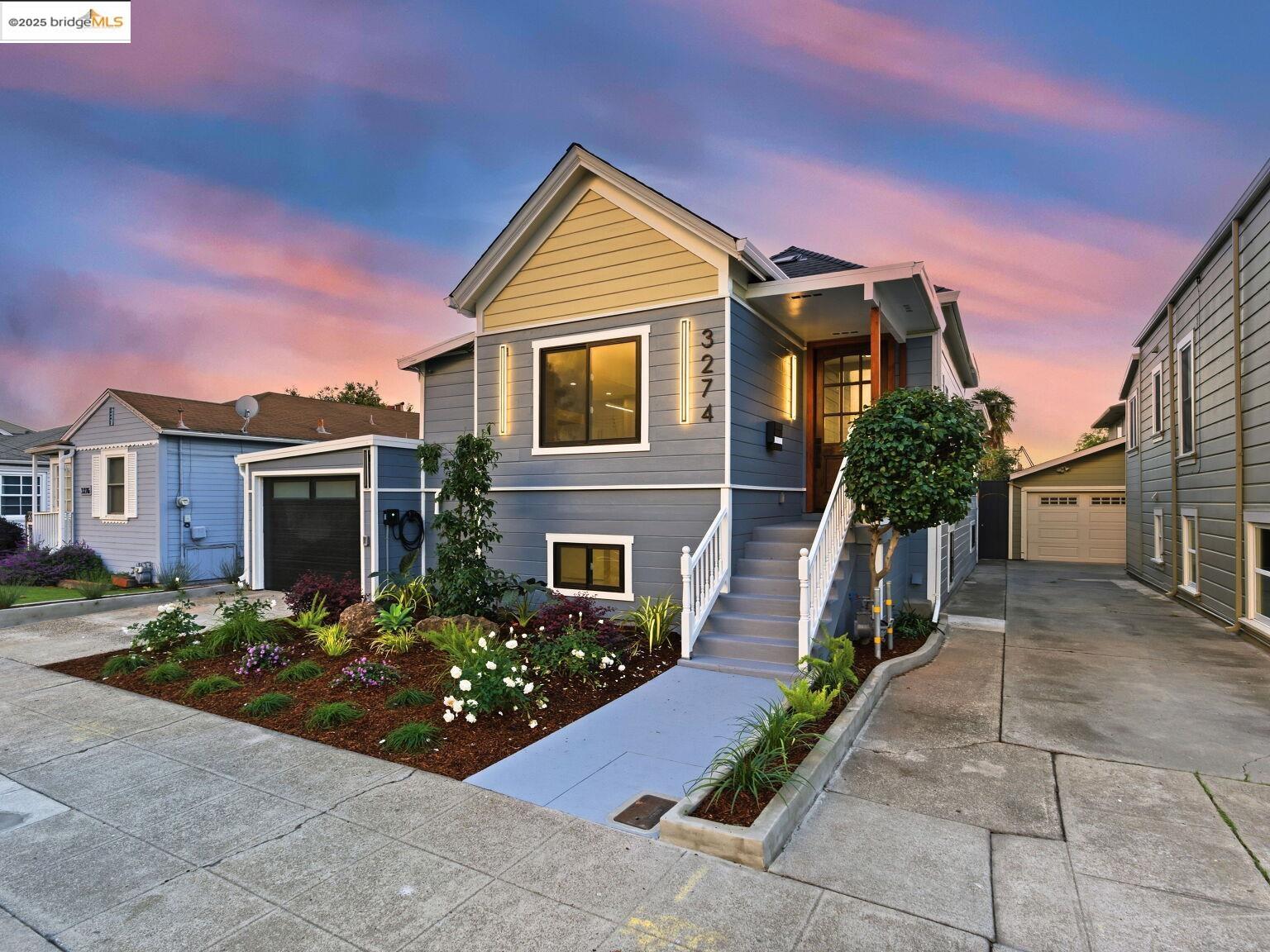 3274 Encinal Ave