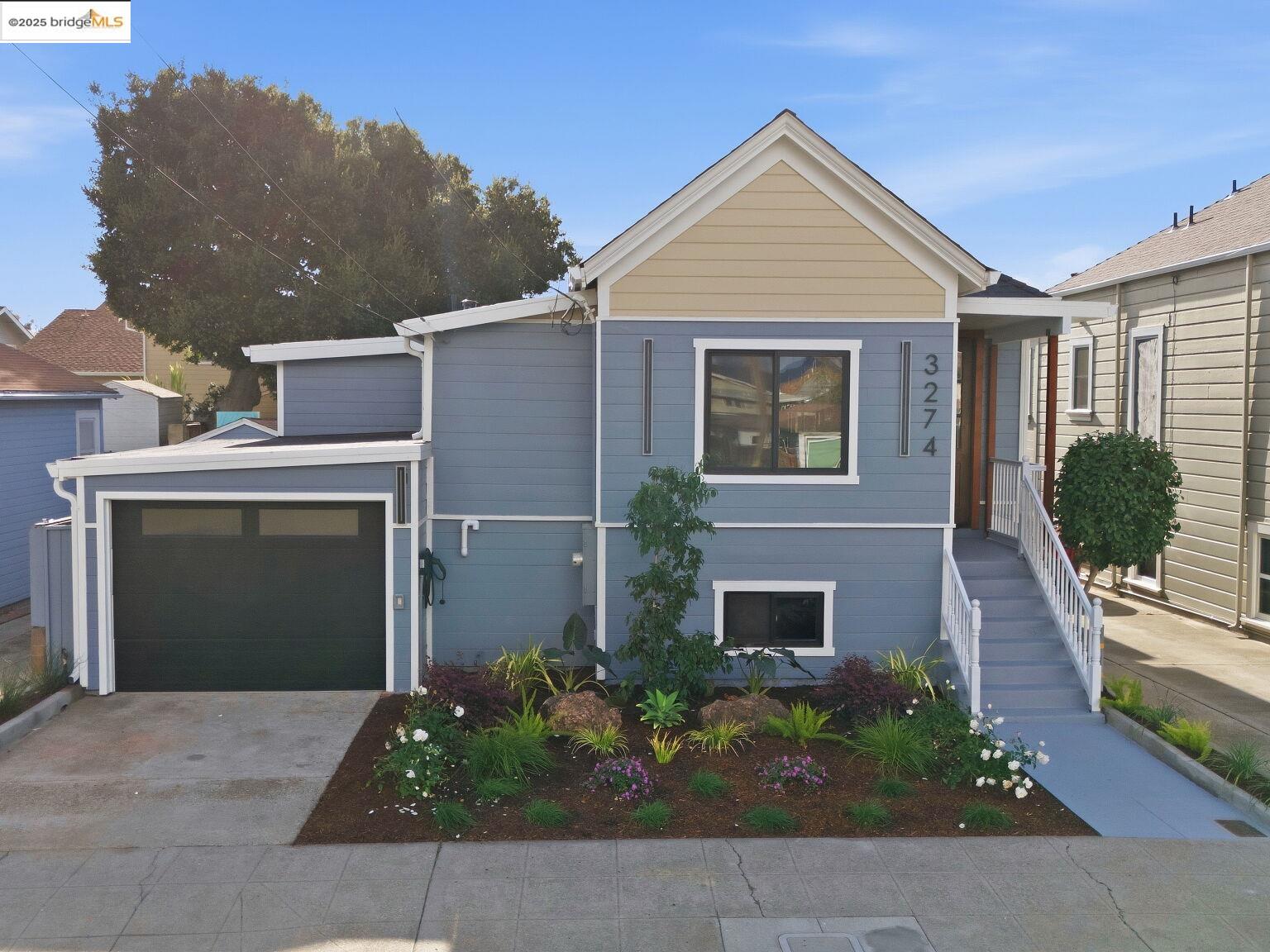 3274 Encinal Ave