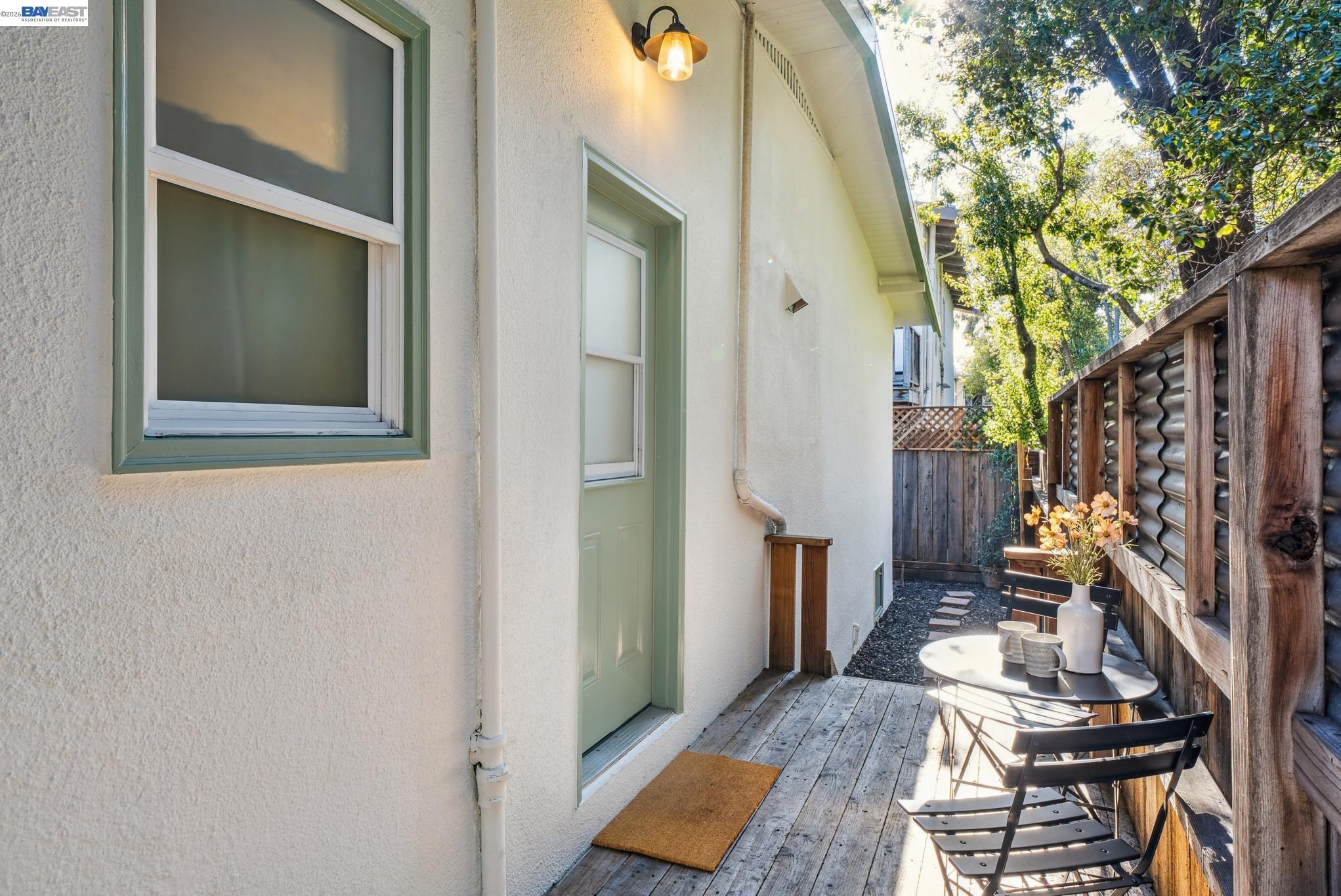 1611 Lea Ct